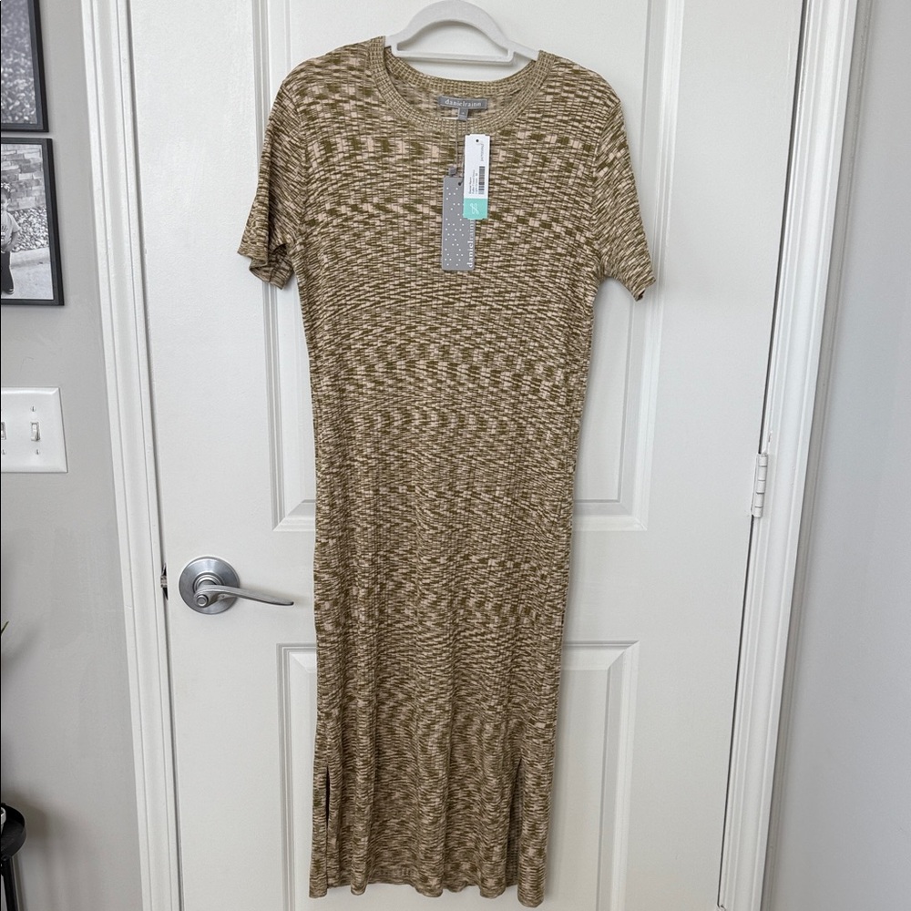 Daniel Rainn Kailee Fitted Dress Plus Size 1X Light Green Textured Rib Knit NWT